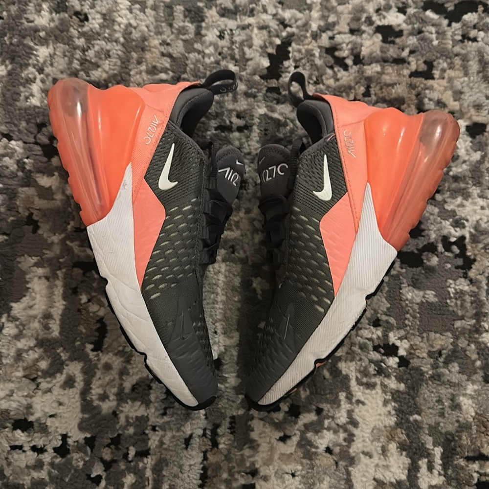 Nike shoes size 6.5